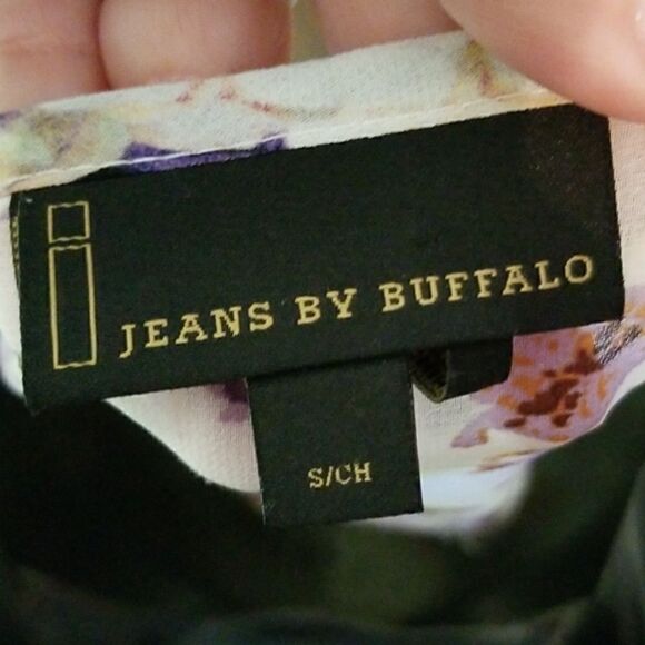 iJeans by Buffalo Sheer Boho Top - Picture 6 of 7